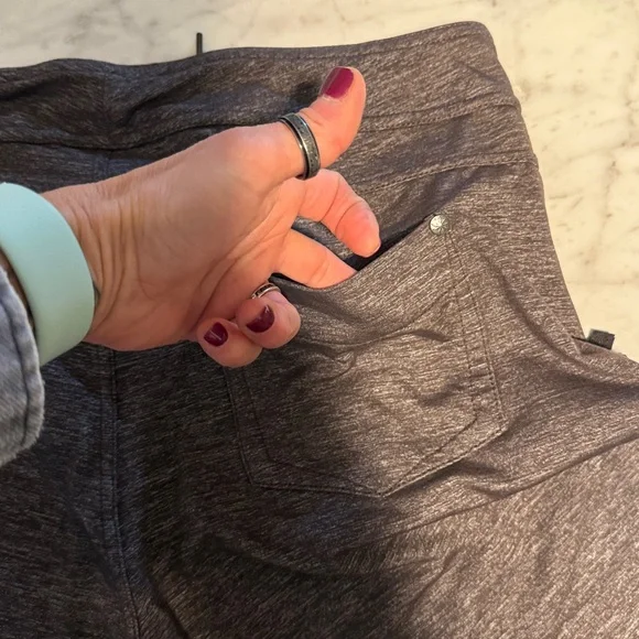 Athleta Cargo Joggers Brown/Burgundy sz M - Picture 12 of 12